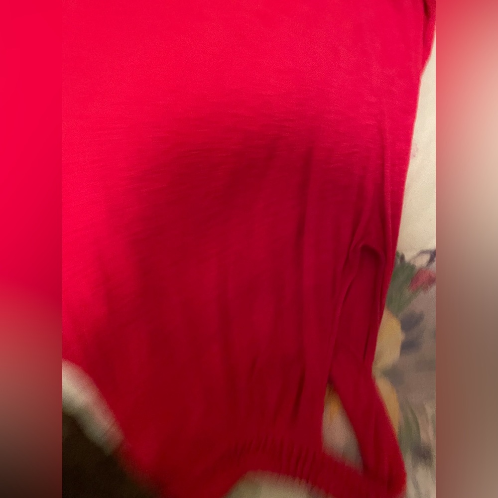 Last chance- donating today! 3/$10💕Pinkish red tank top - Picture 3 of 5